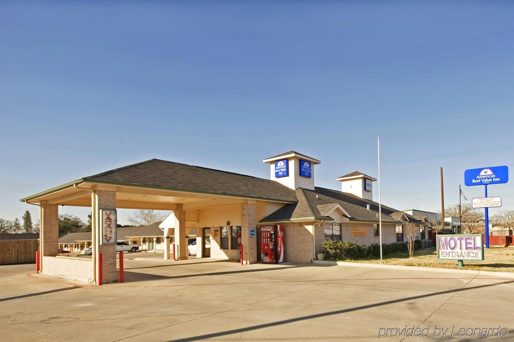 Americas Best Value Inn Уедърфорд Екстериор снимка