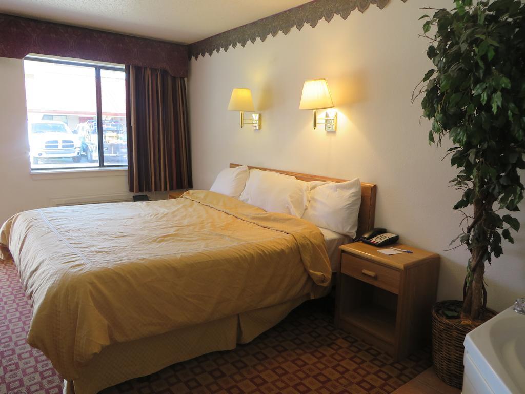Americas Best Value Inn Уедърфорд Екстериор снимка