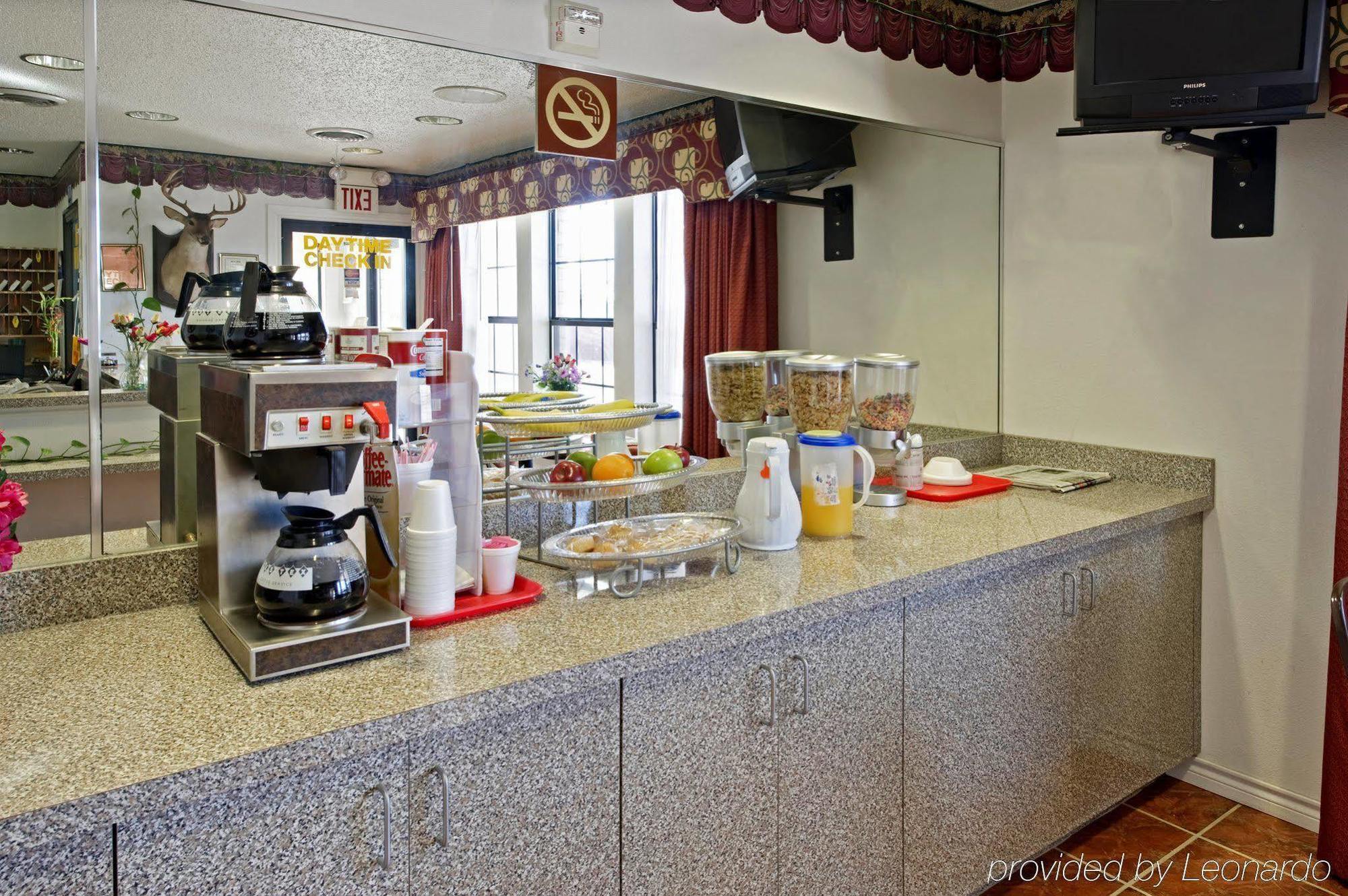 Americas Best Value Inn Уедърфорд Ресторант снимка