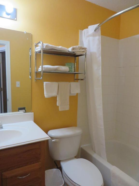 Americas Best Value Inn Уедърфорд Стая снимка