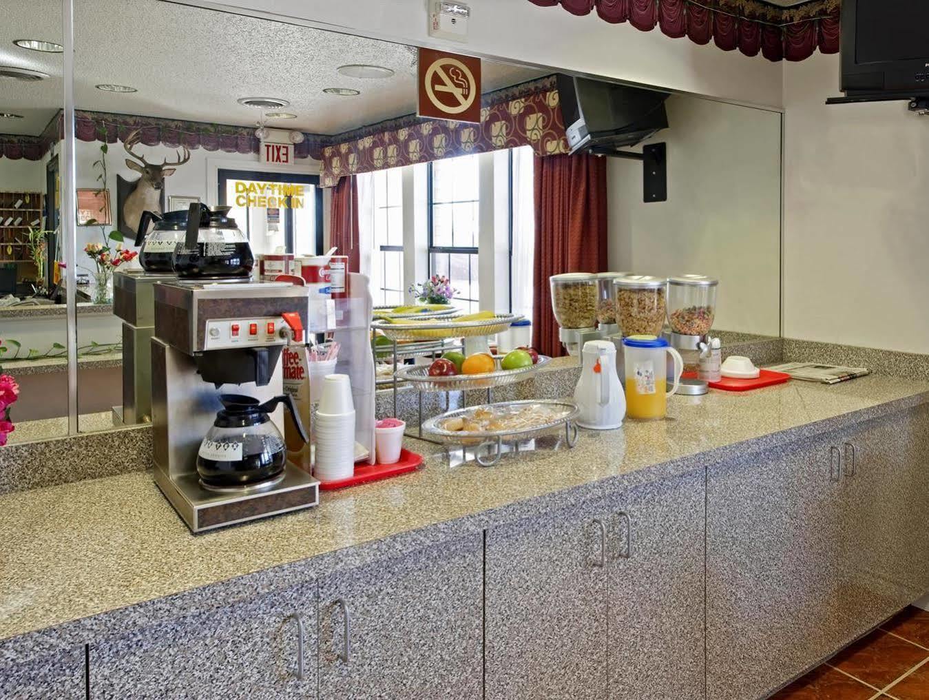 Americas Best Value Inn Уедърфорд Екстериор снимка